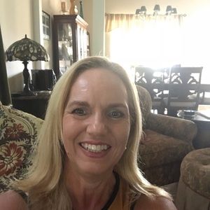 Meet your Posher, Cheryl